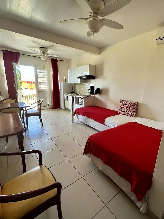 Appartement Cosy Avec Terrasse A Sainte Luce 40 M² Parking Inclusb